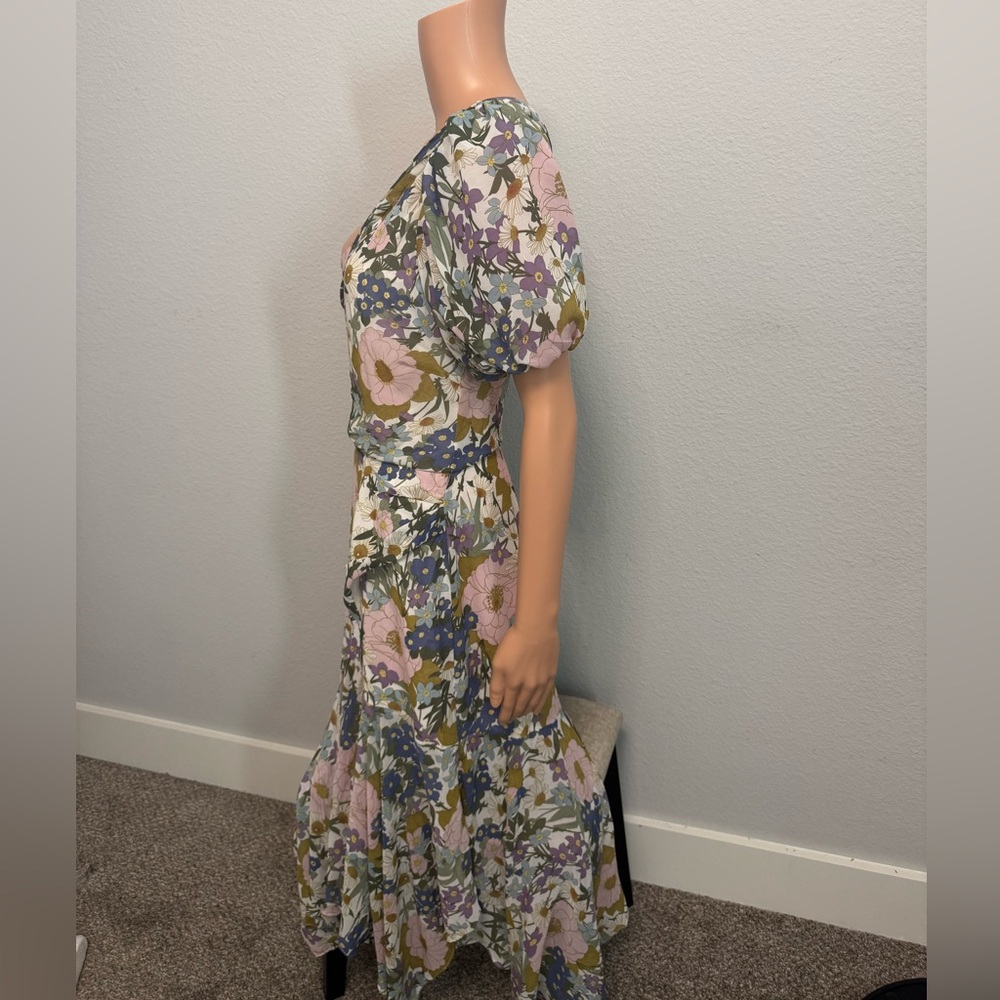 Astr One-Shoulder Floral Dress in Lavender, Blush & Olive - Picture 4 of 10